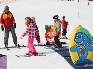 ua100222kinderskischool003.JPG